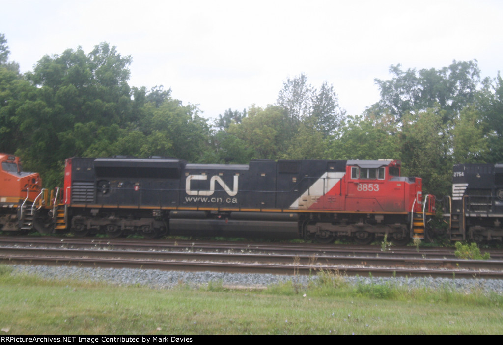 CN 8853
